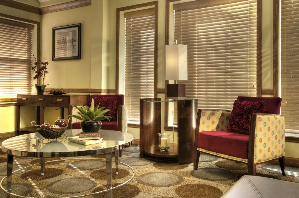 Towneplace Suites By Marriott Detroit Ливония Екстериор снимка